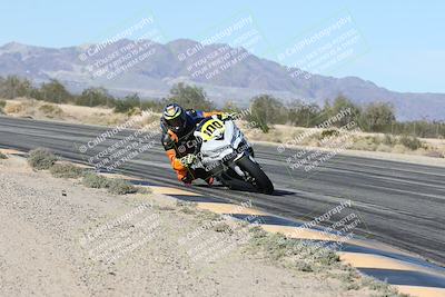 media/Dec-04-2025-Racers Edge (Thu) [[5ebc9f124d]]/3-B Group/3-Session 2 (Turn 7 Inside)/